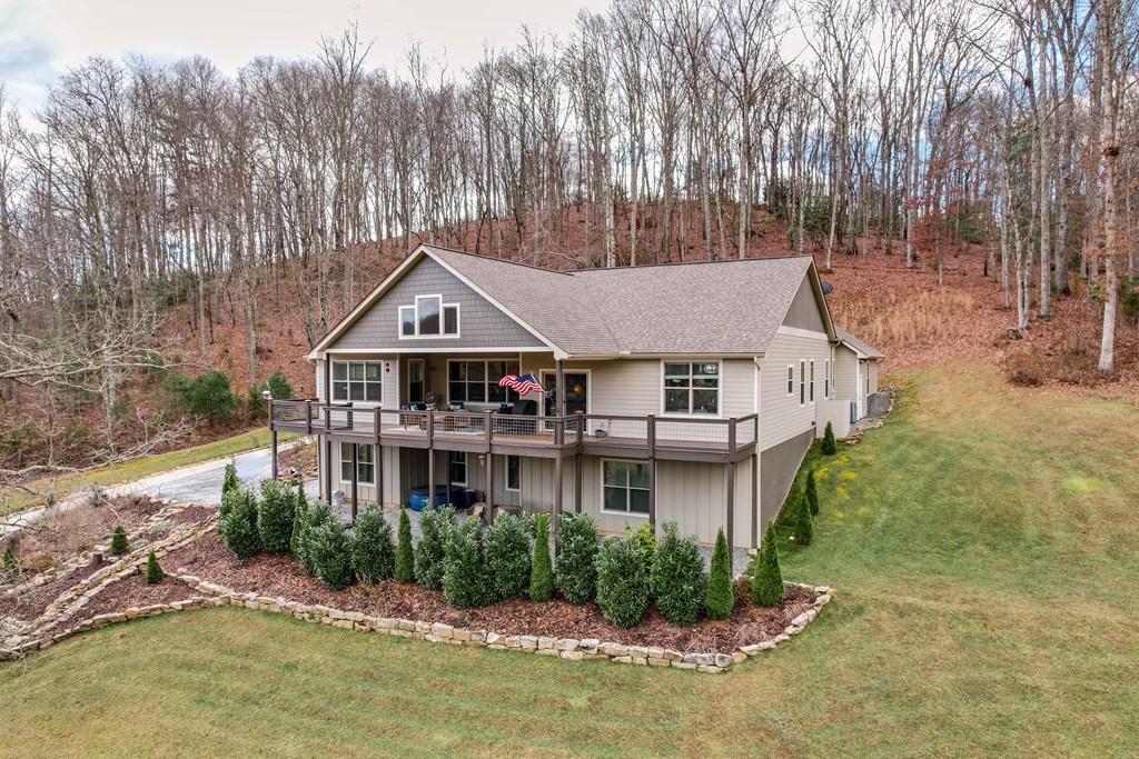 25 Willow Falls Lane