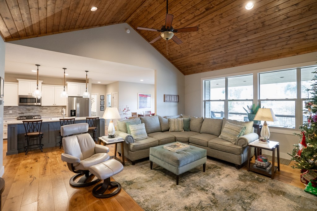 25 Willow Falls Lane