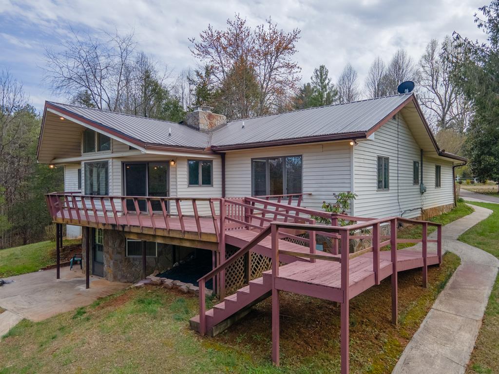 319 Chapel View Dr.