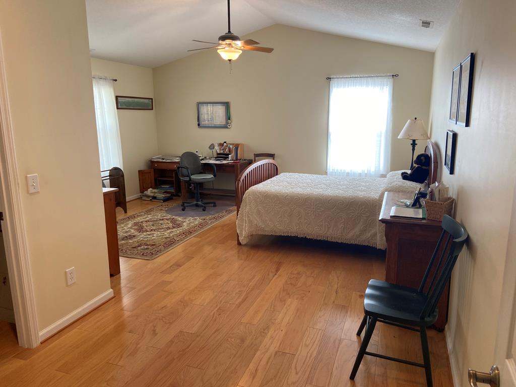 277 West Coventry Drive