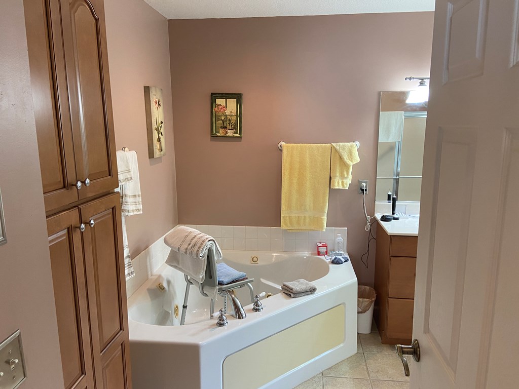 277 West Coventry Drive