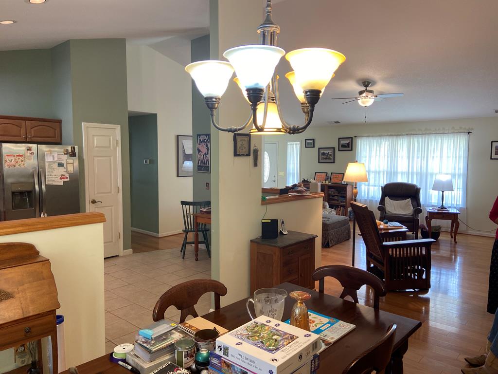 277 West Coventry Drive