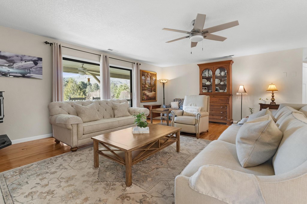 24 Winding Way Drive