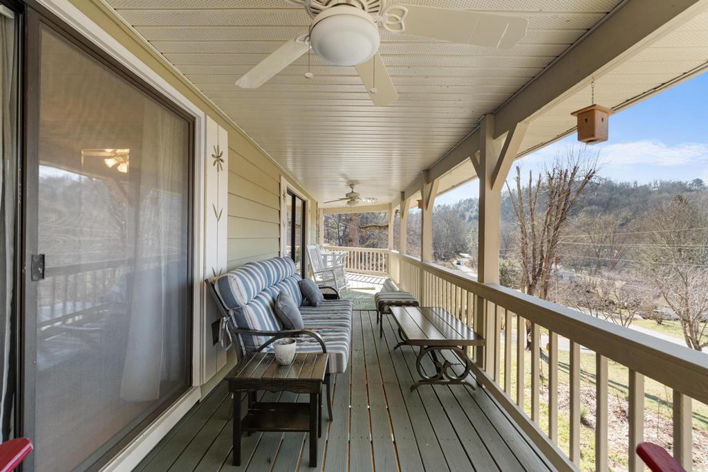 24 Winding Way Drive