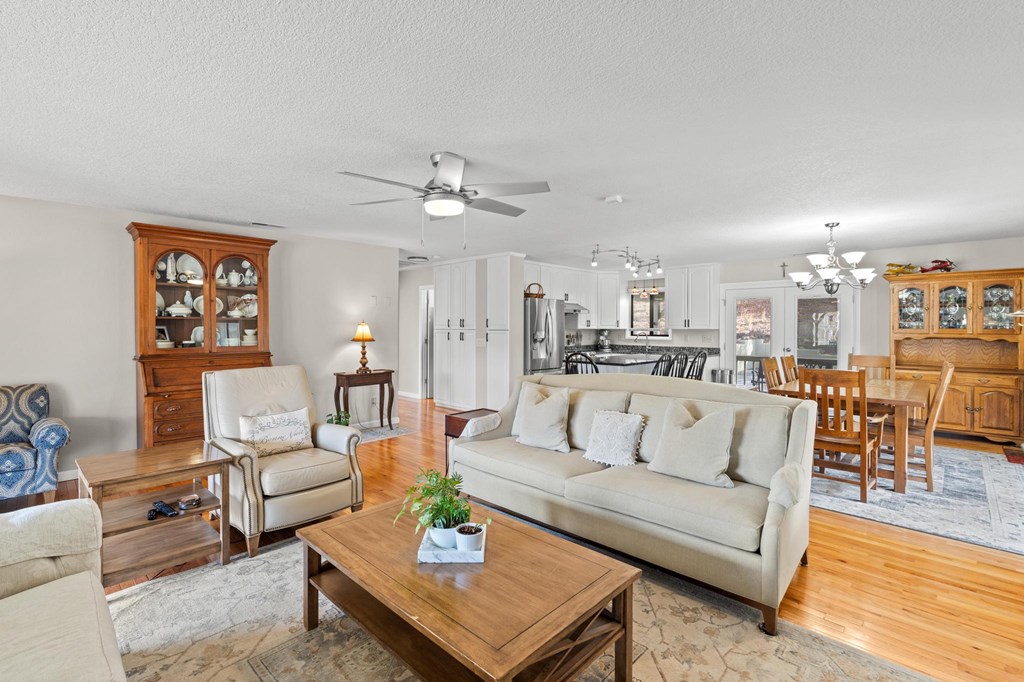 24 Winding Way Drive