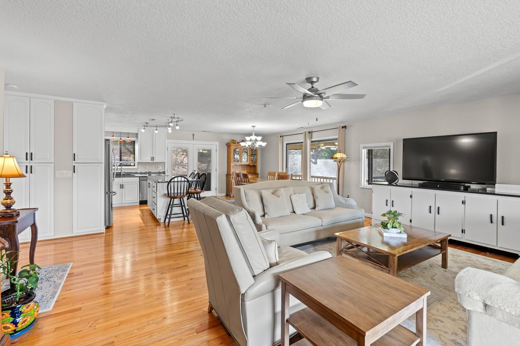 24 Winding Way Drive