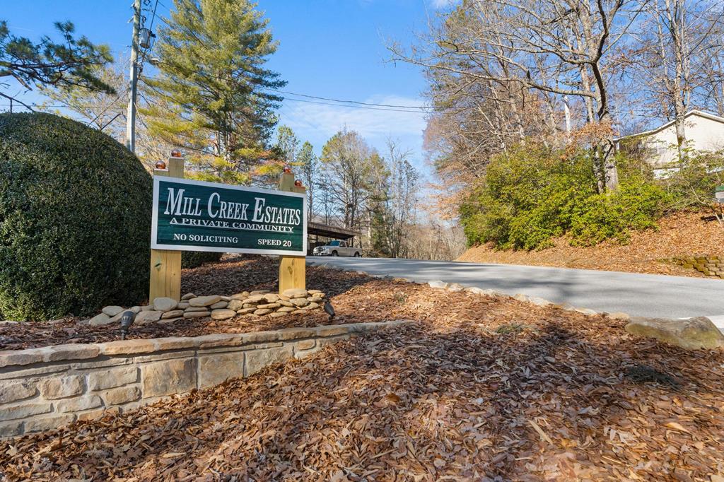 24 Winding Way Drive