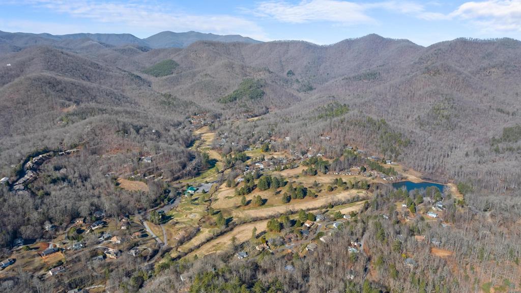 24 Winding Way Drive