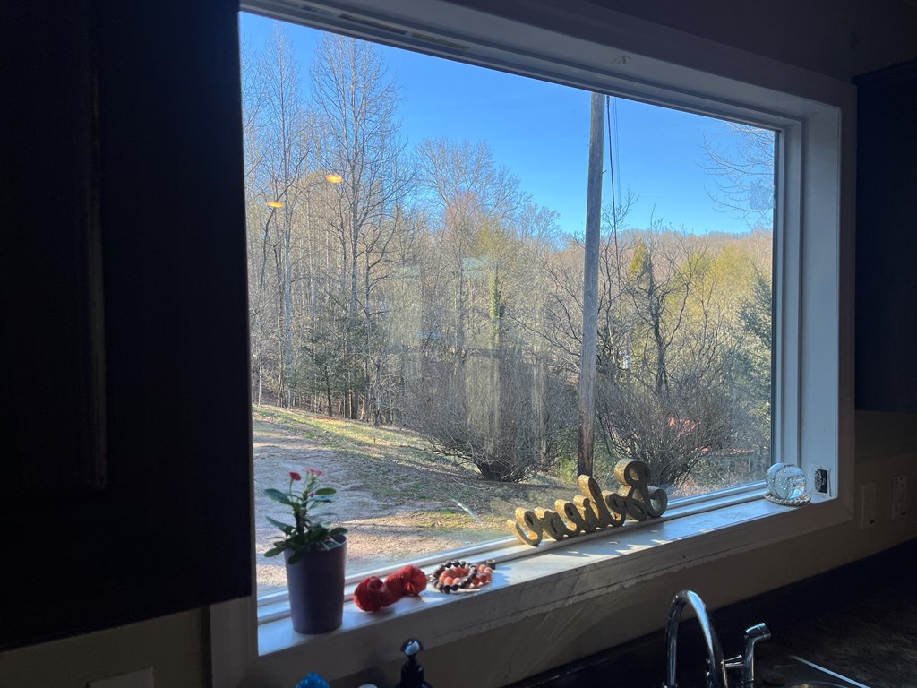 278 Hootowl Hollow Rd