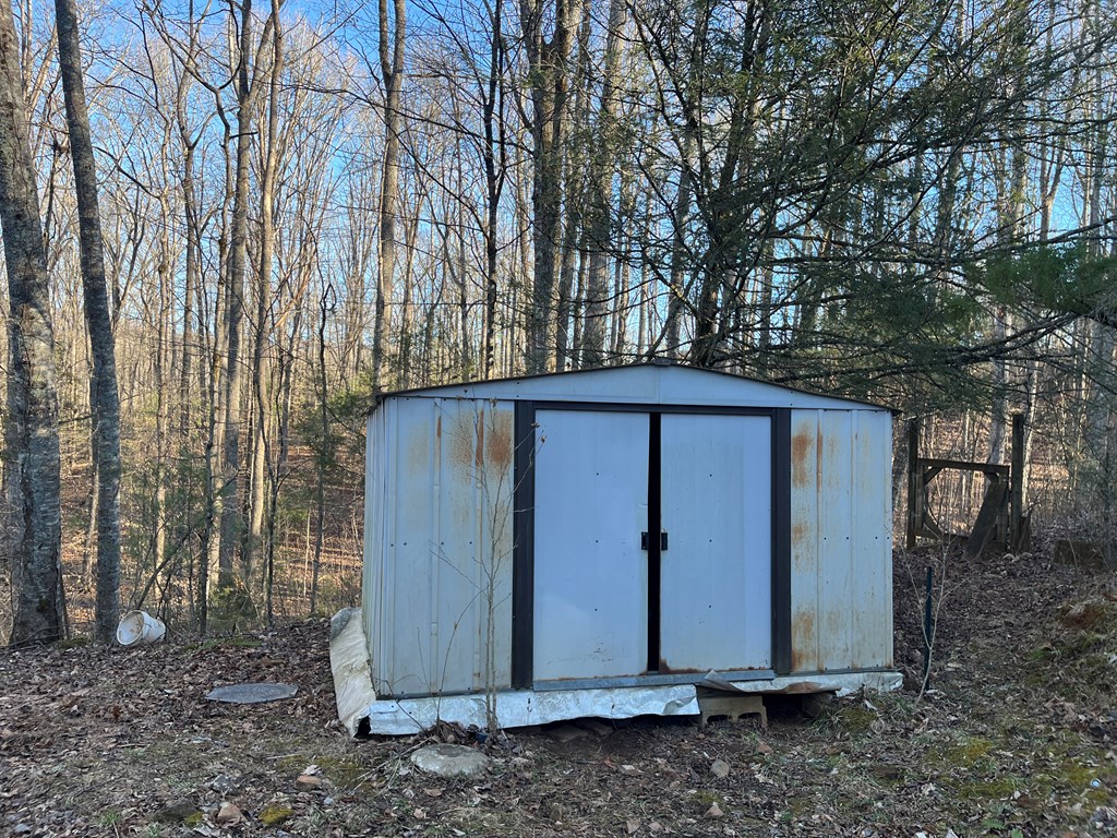 278 Hootowl Hollow Rd