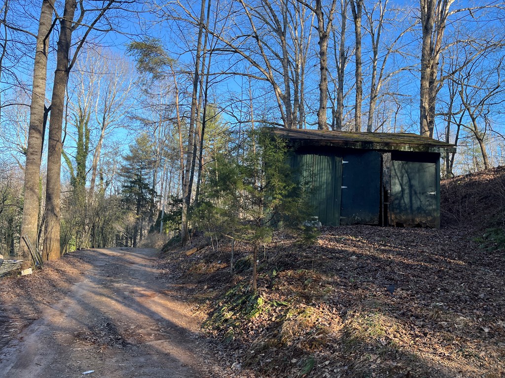 278 Hootowl Hollow Rd