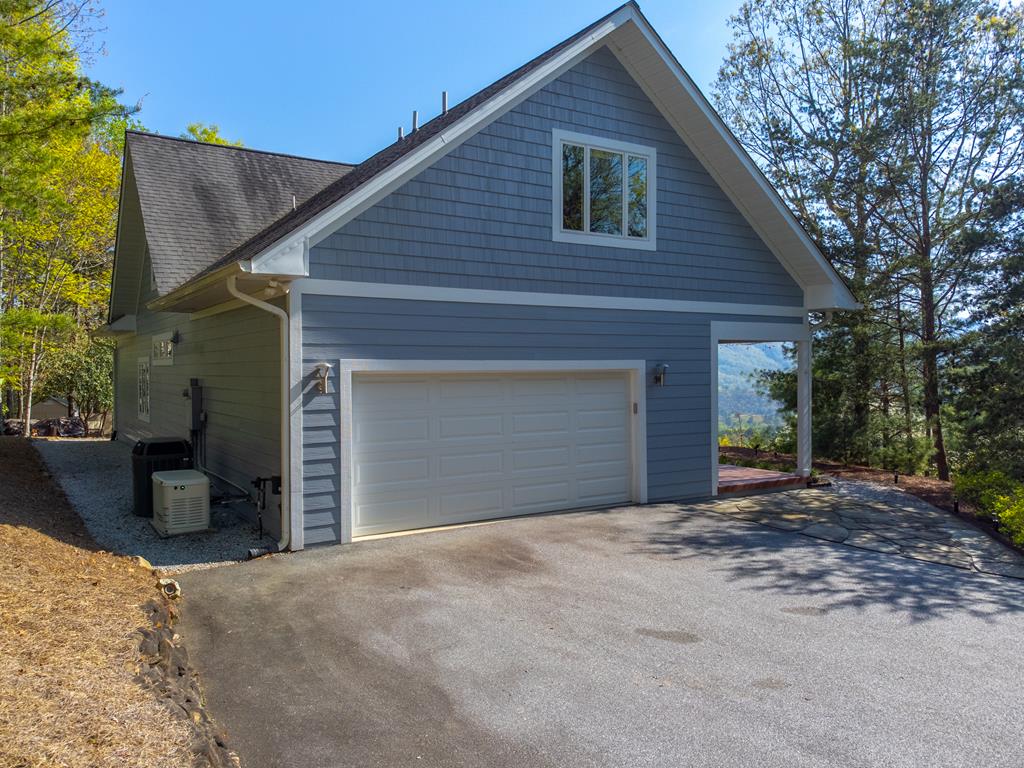 235 Maclor Forest Heights Rd