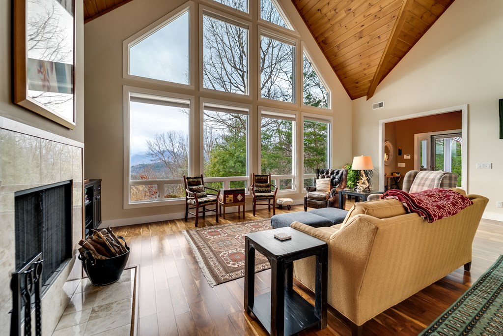 235 Maclor Forest Heights Rd