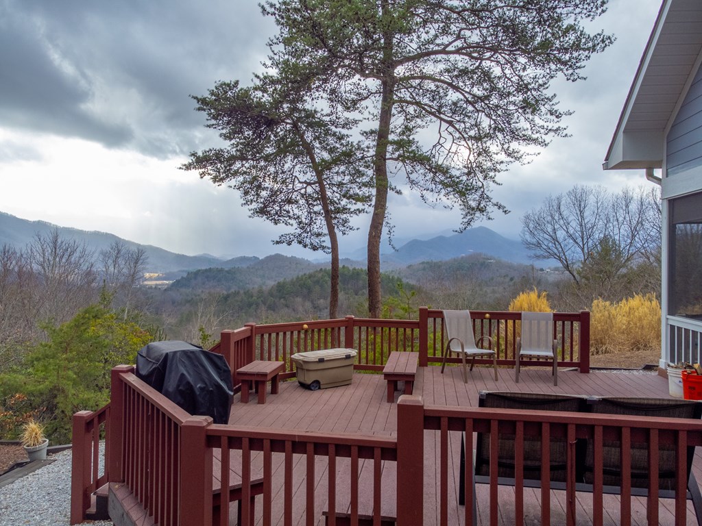 235 Maclor Forest Heights Rd