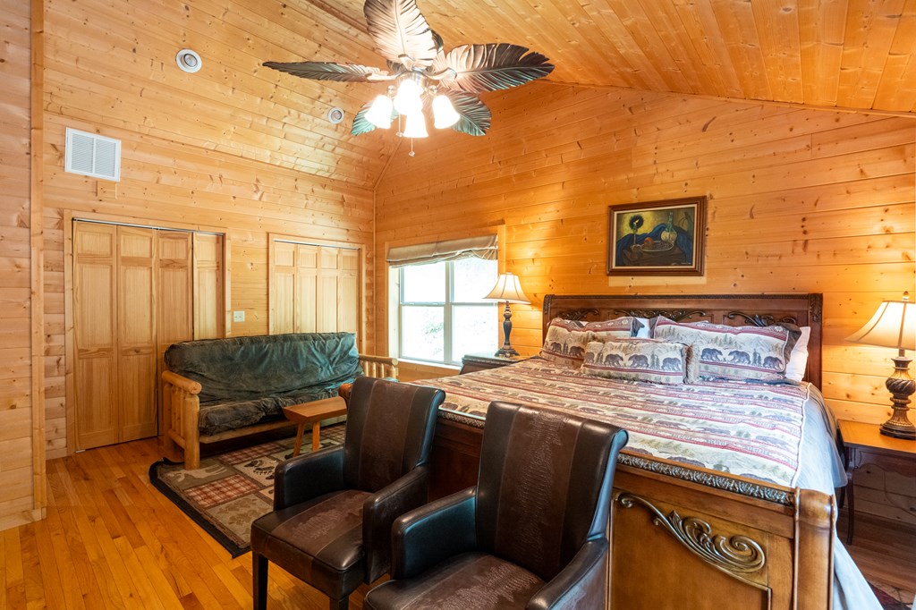 250 Khan Trail