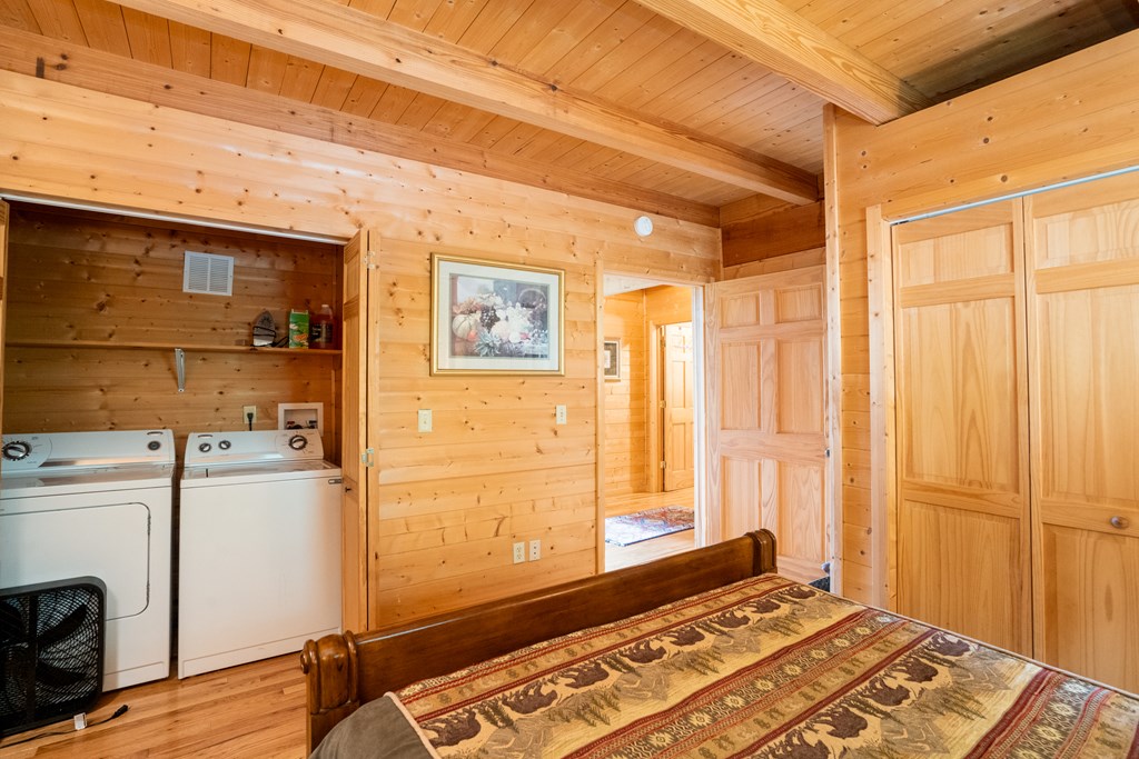 250 Khan Trail
