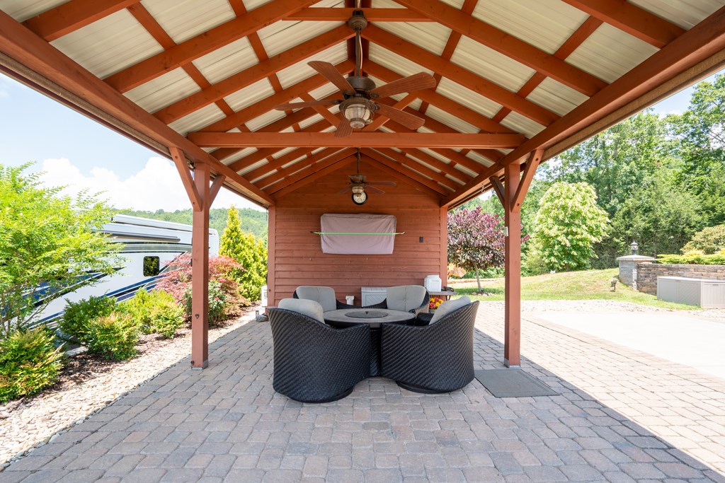 60 Sunset Lane