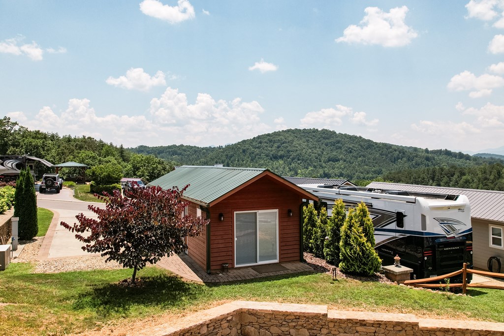 60 Sunset Lane