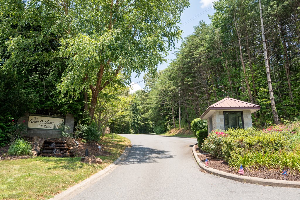 60 Sunset Lane