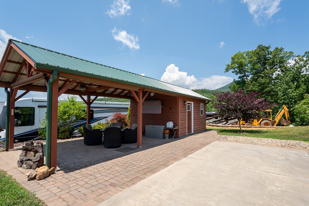60 Sunset Lane