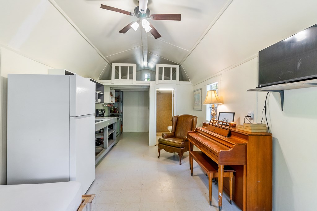 385 Cherokee Mine Rd