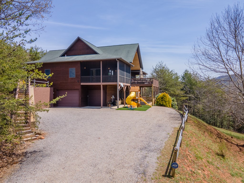 599 Red Oak Rd
