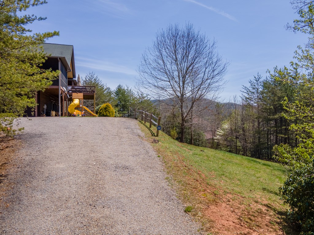 599 Red Oak Rd