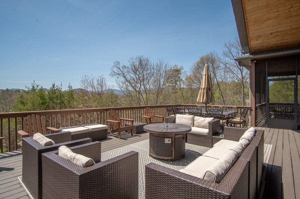 599 Red Oak Rd