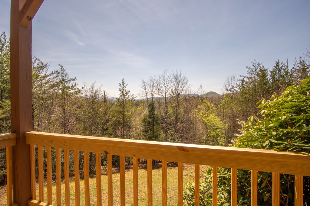 599 Red Oak Rd