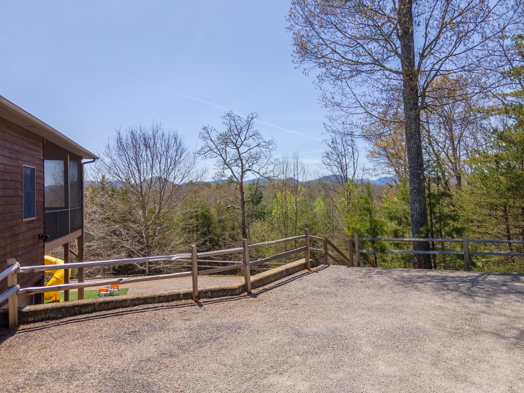 599 Red Oak Rd