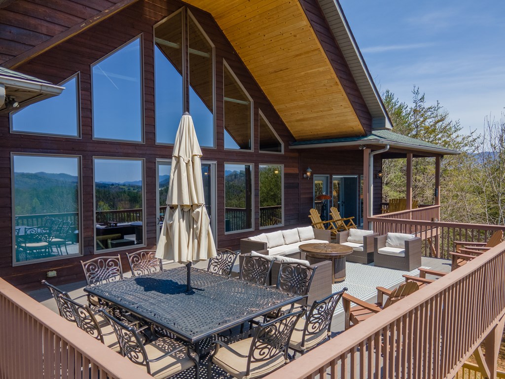 599 Red Oak Rd