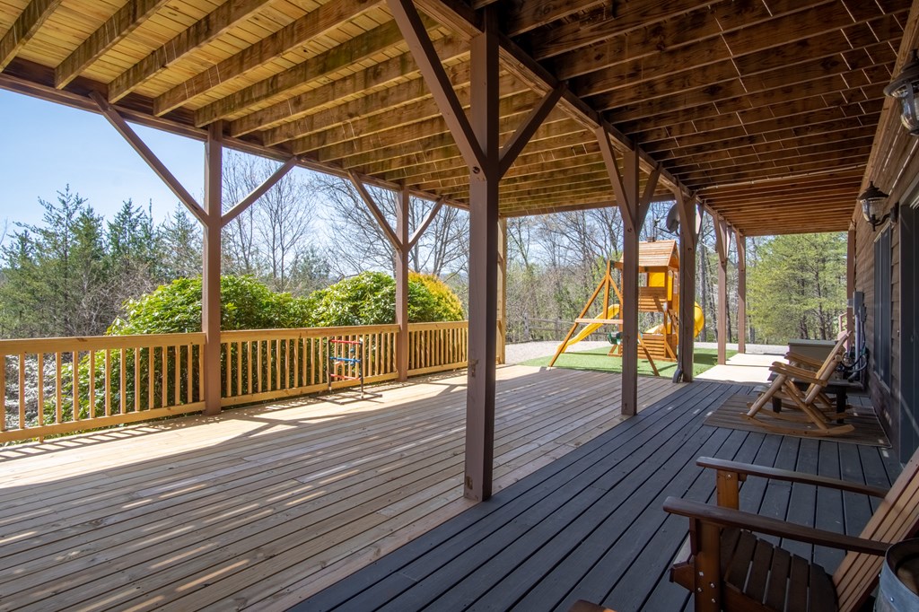 599 Red Oak Rd
