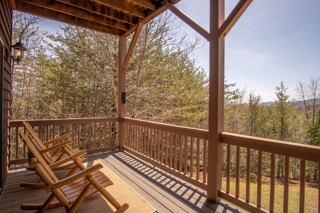 599 Red Oak Rd