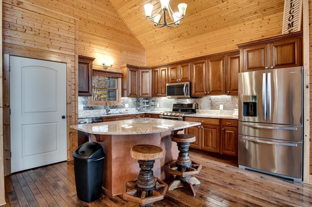599 Red Oak Rd