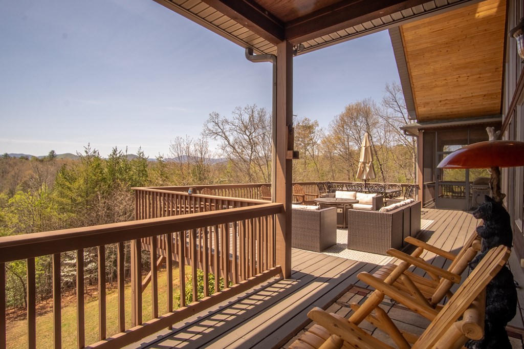 599 Red Oak Rd