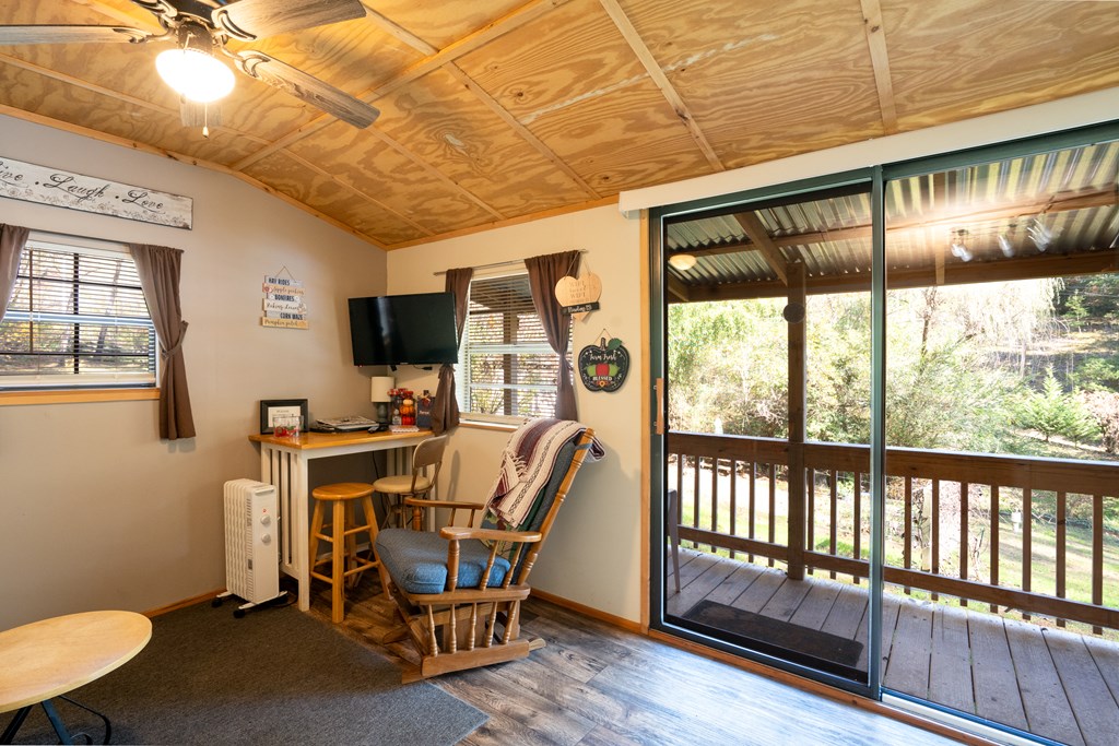 116 Hatfield Road, Franklin