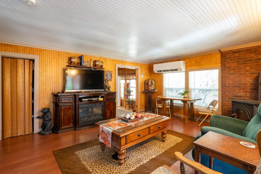116 Hatfield Road, Franklin