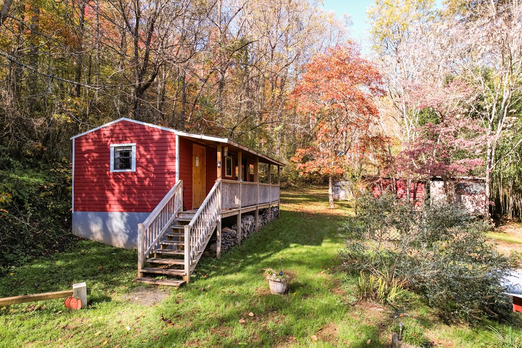 116 Hatfield Road, Franklin