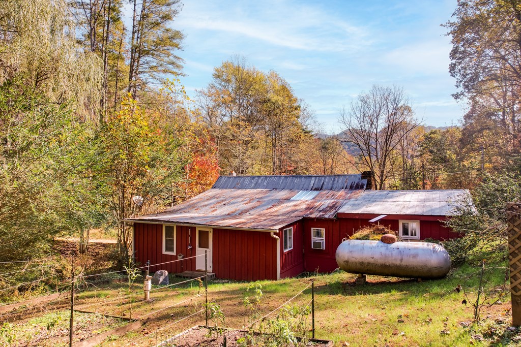 116 Hatfield Road, Franklin