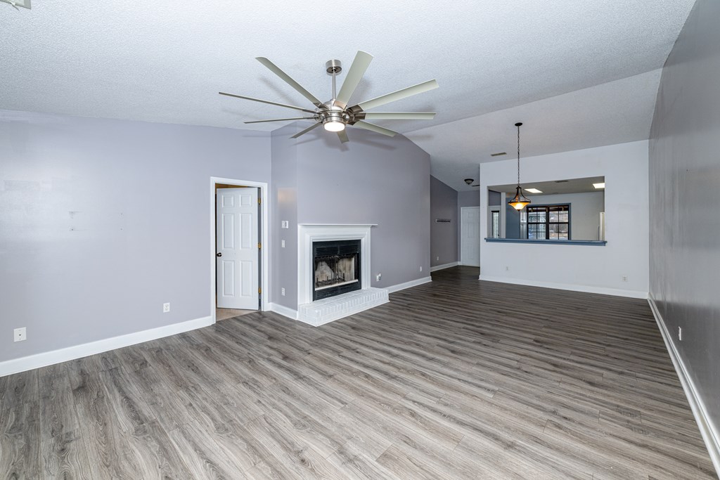 850 Country Club Drive