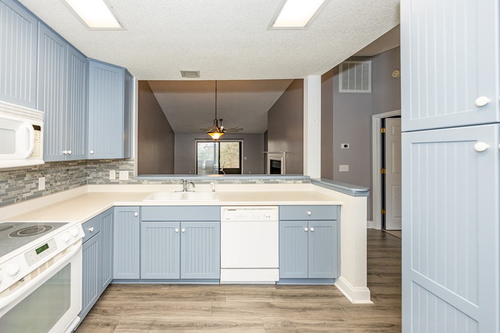 850 Country Club Drive