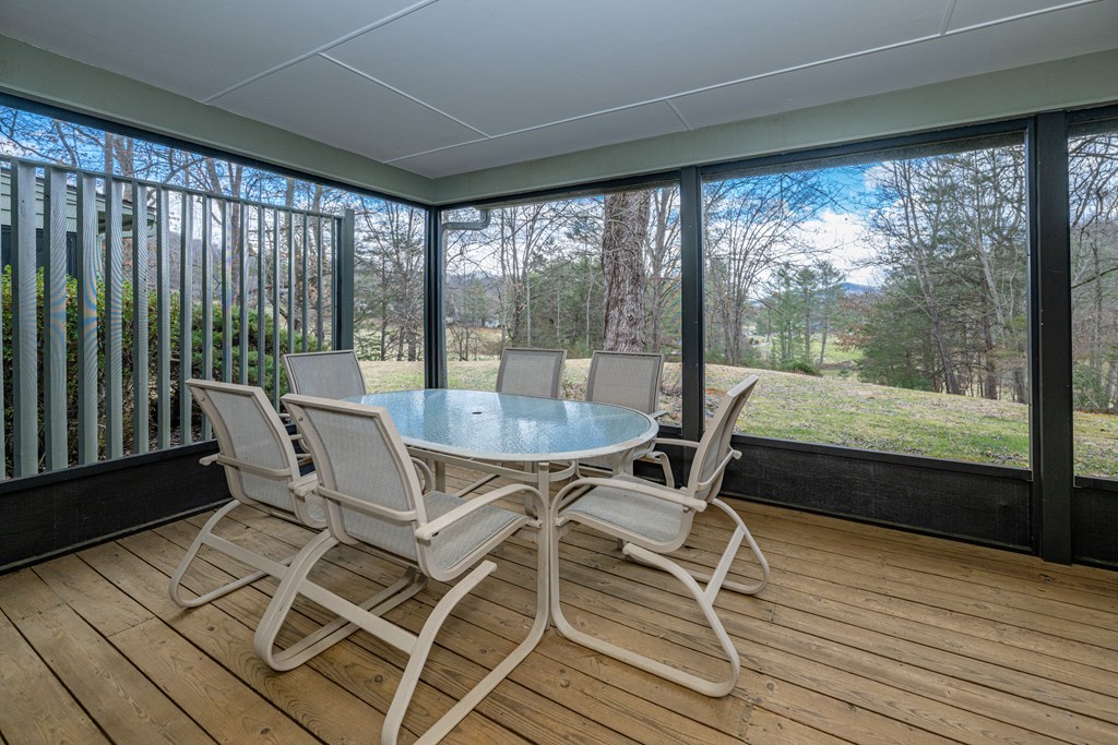 850 Country Club Drive