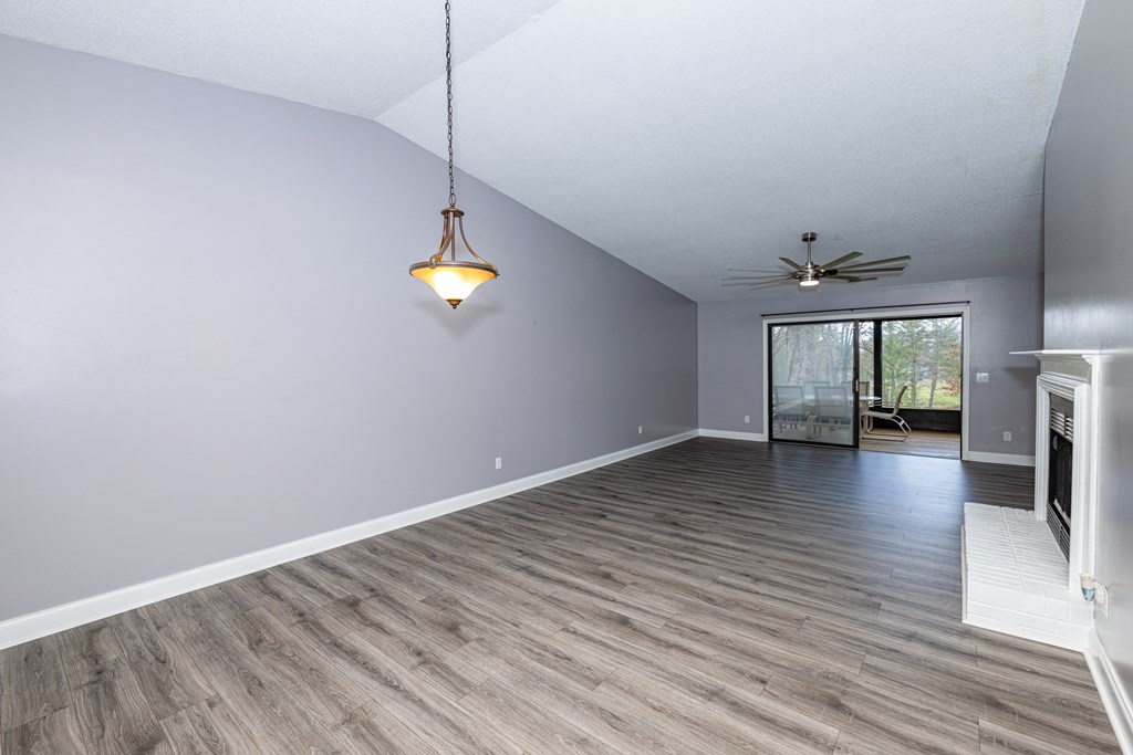 850 Country Club Drive