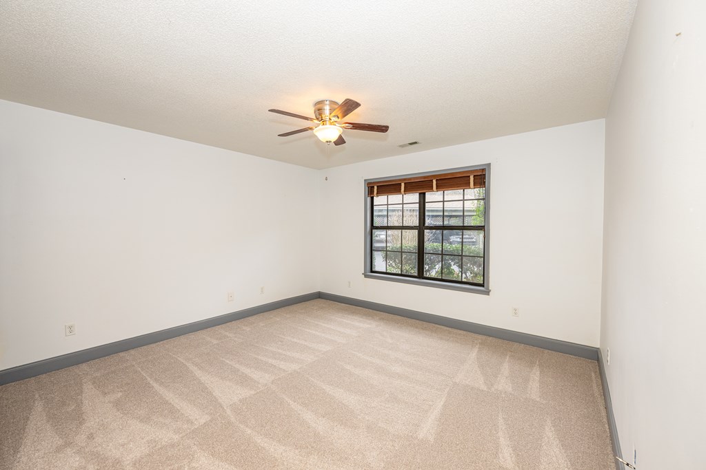 850 Country Club Drive