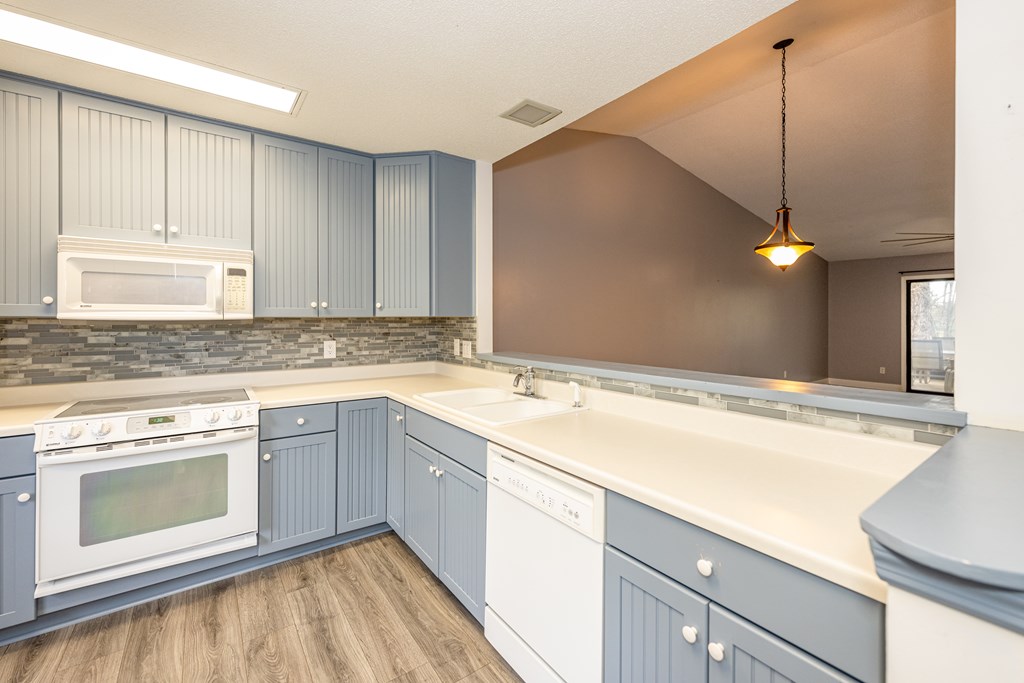 850 Country Club Drive