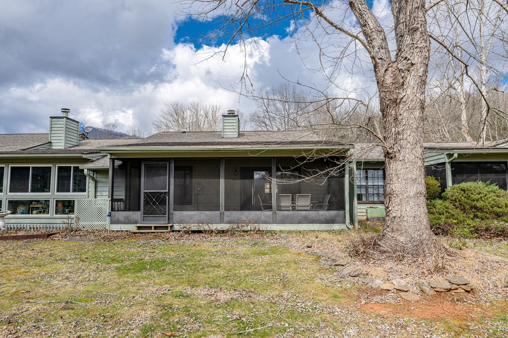 850 Country Club Drive