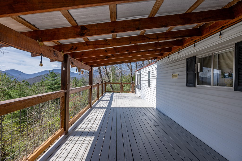 365 Fox Hollow Circle