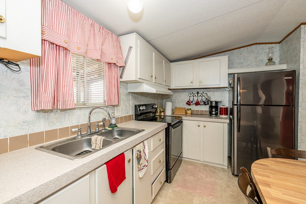 365 Fox Hollow Circle