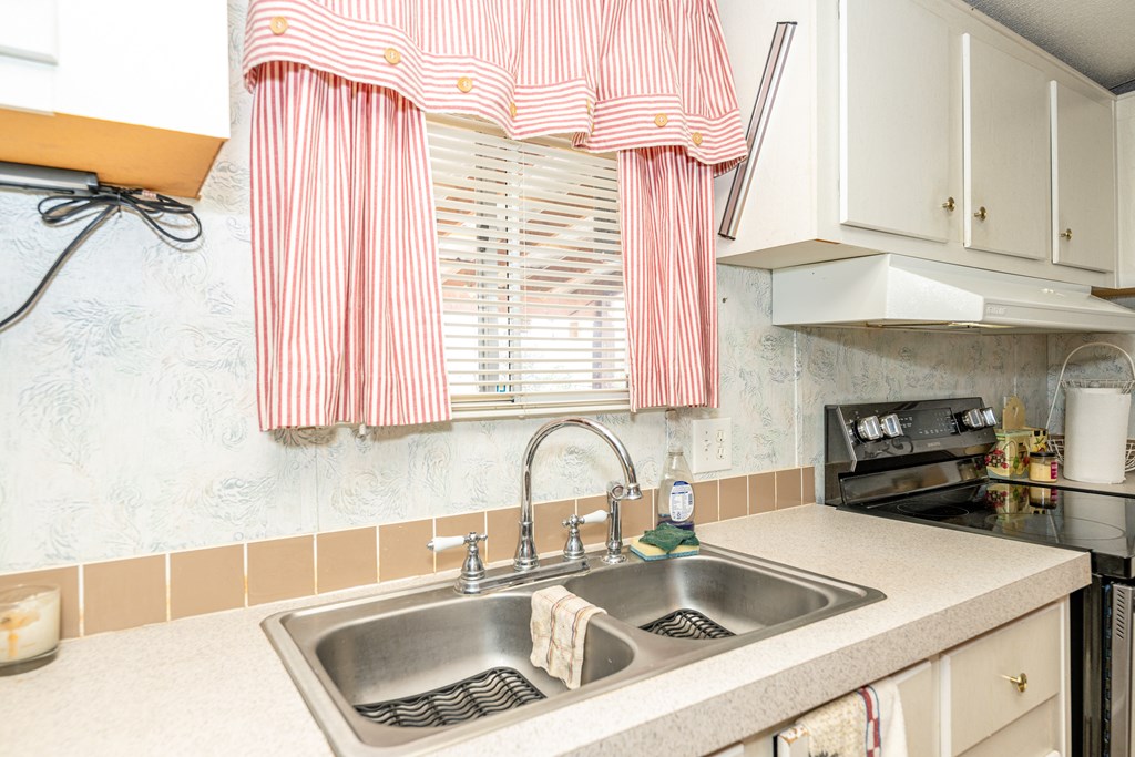 365 Fox Hollow Circle