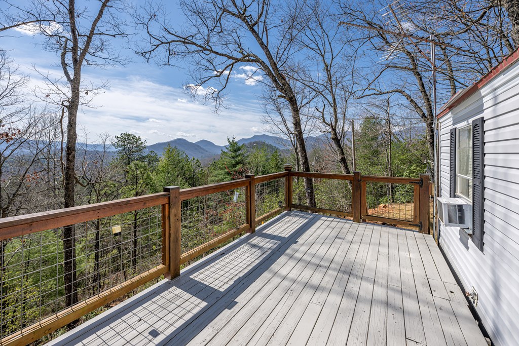 365 Fox Hollow Circle